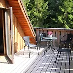 Tammeoja Puhkemaja Chalet *