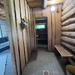 Tammeoja Puhkemaja *