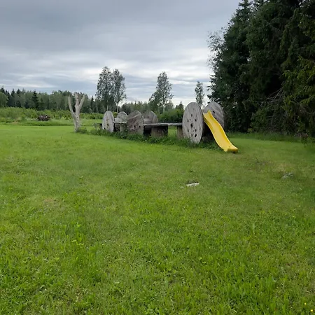 Chalet Tammeoja Puhkemaja *